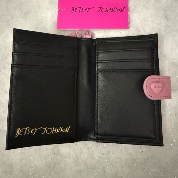 Betsey Johnson Heart Card Case Wallet - Picture 3 of 5